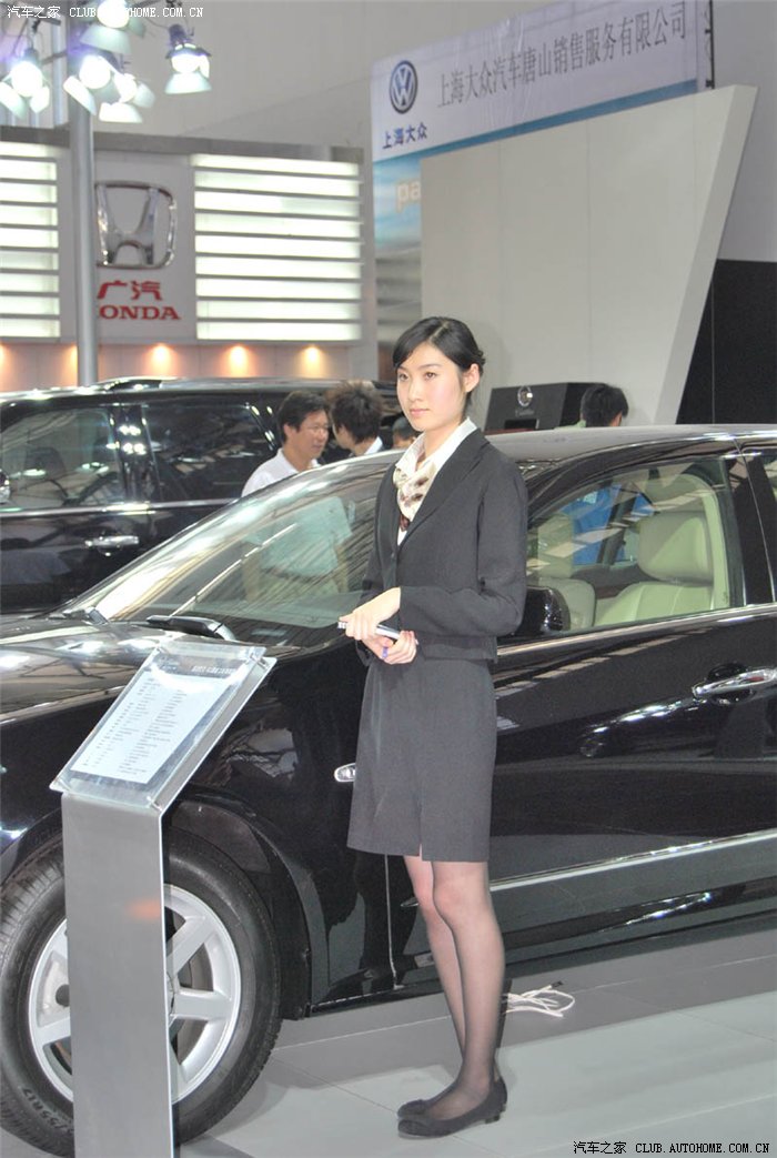 唐山车展凯迪拉克售车小姐