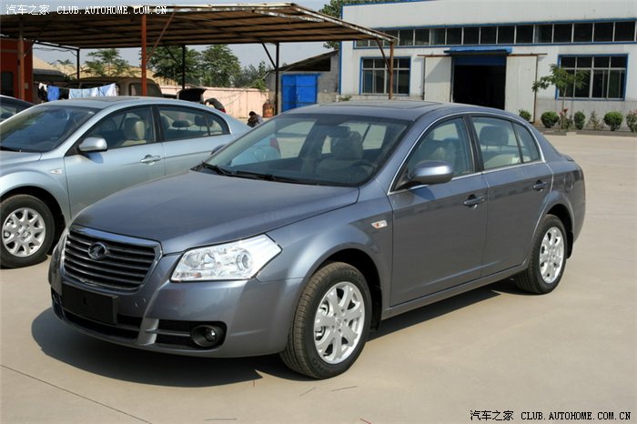 今天在淄博4s拍的2010款奔腾b70