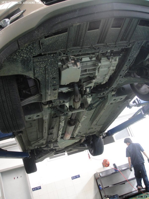 新君越豪华版广州车主首保作业