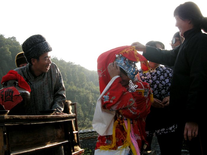 我是传奇十一自驾游吴山美景吃土匪酒宴看土匪抢亲