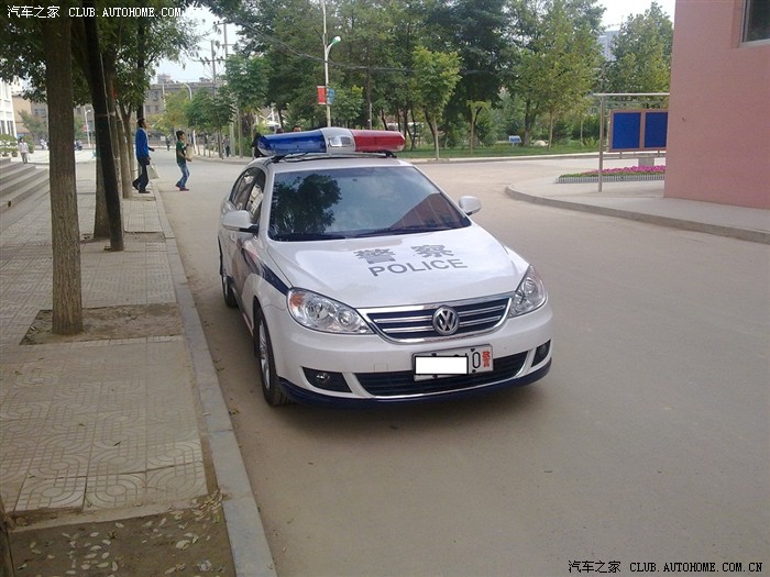 学校拍的朗逸改装警车 v5