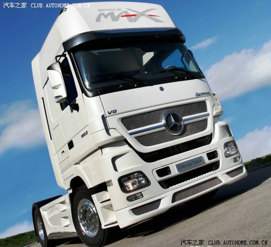 汽车还是大点宽敞和舒适看看奔驰的大车