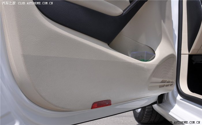 车门犀牛皮 原厂合金踏板