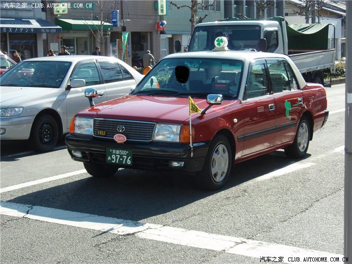 现今日本皇冠出租车考究