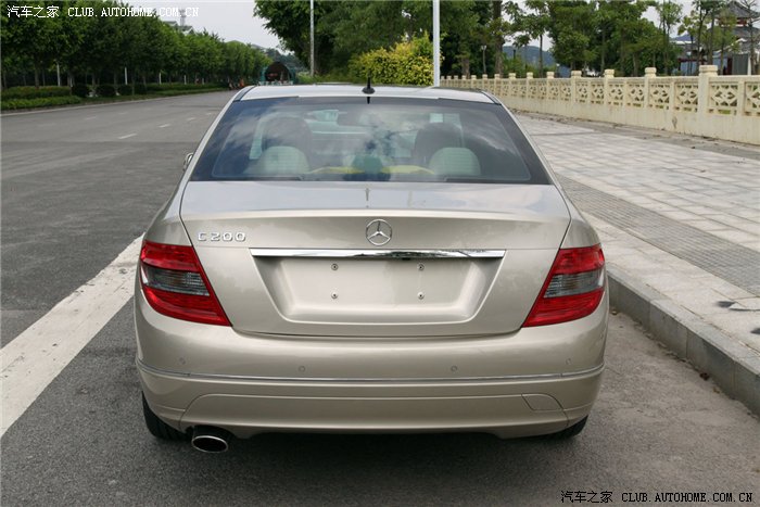奔驰c200时尚型香槟金用车感受