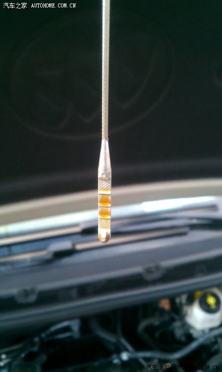 机油标尺怎么看?