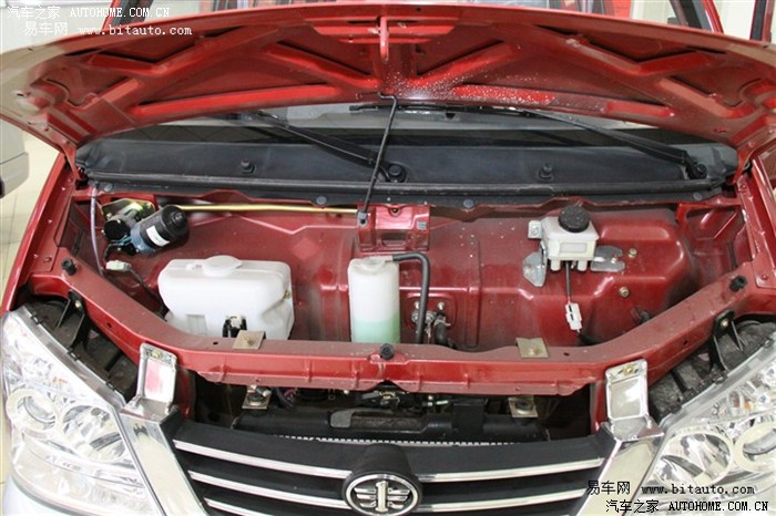 第一辆真正意义上的前置发动机(图)