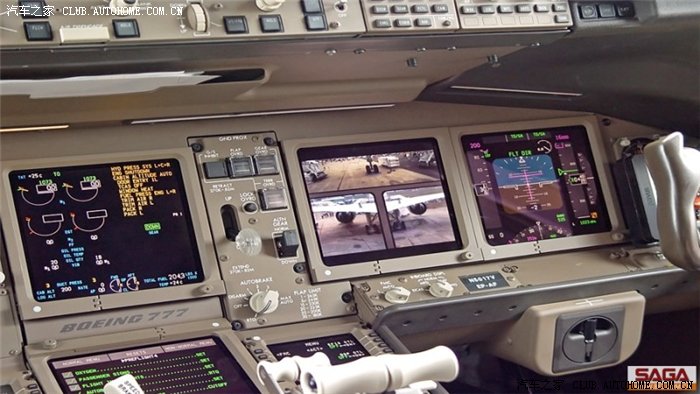 飞机驾驶舱