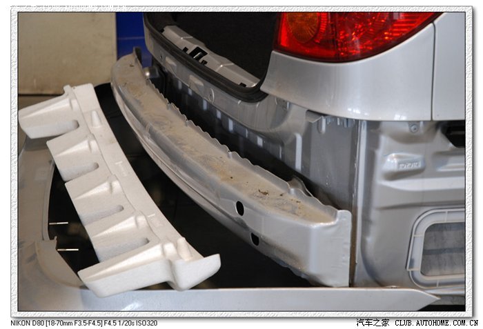 拆开车门看防撞梁 速腾,307,福克斯,花冠安全性比较