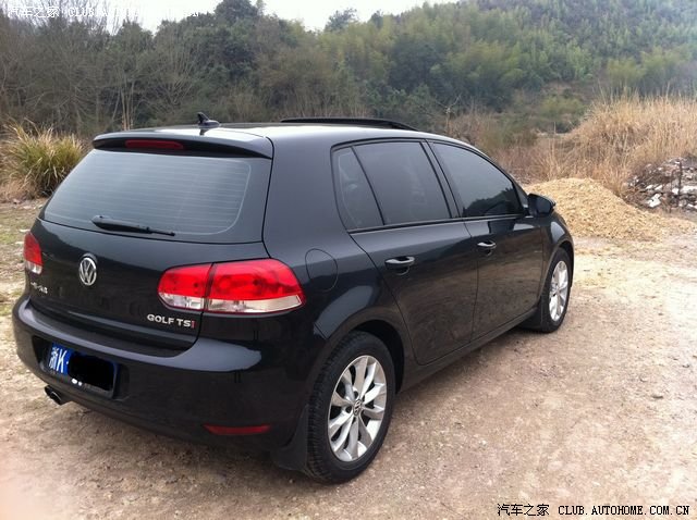 黑色高尔夫6 1.4t自动豪华型 作业