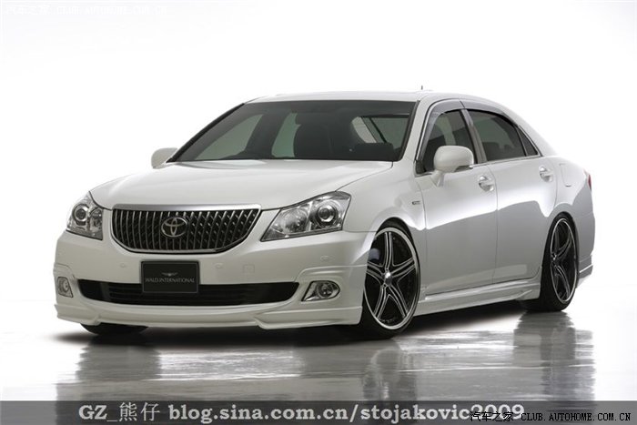 13代丰田皇冠日式vip改装