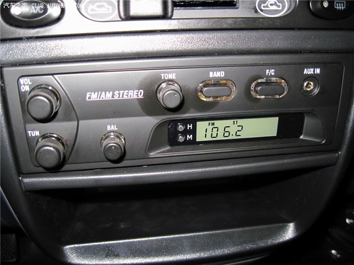 因为是最低配,所以只有收音机
