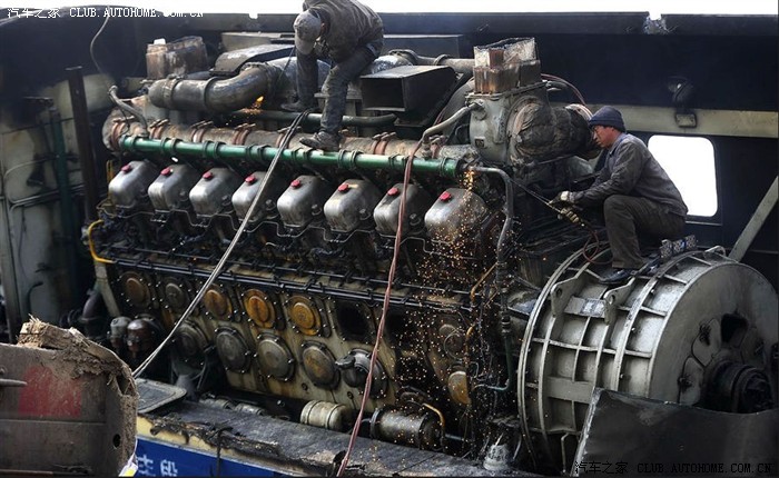 电动化年代 仰视居然造了台全新内燃机！