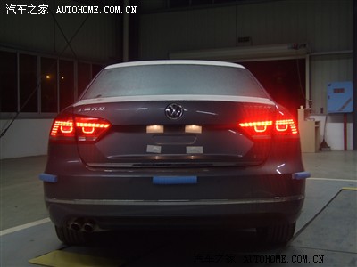 新帕萨特亮点2:led尾灯 来个尾灯照片,又是led的,靓啊