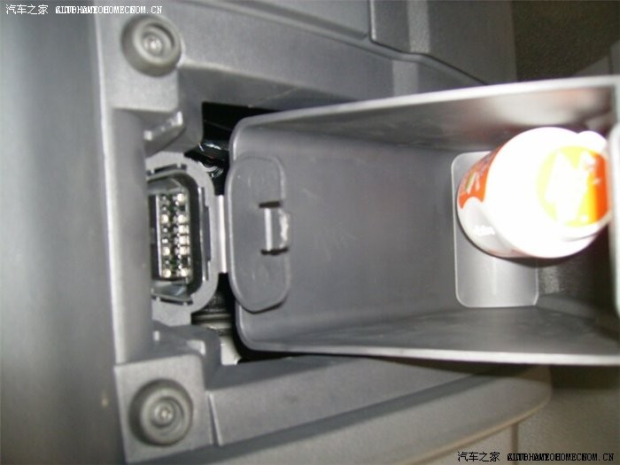 求助如何把obd接口从票据盒上拆下来求高人指点惯例还是有的