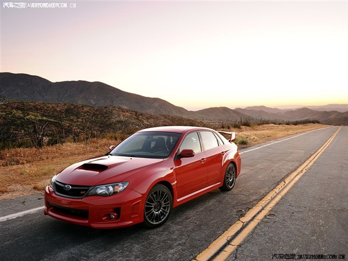 路遇红色斯巴鲁impreza