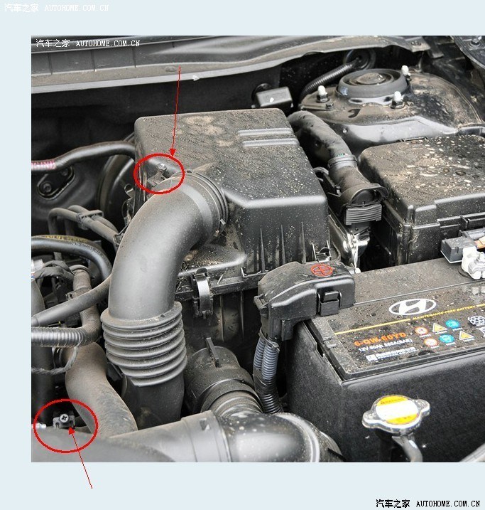 请教悦动的怠速马达在哪个位置有图片最好来几张