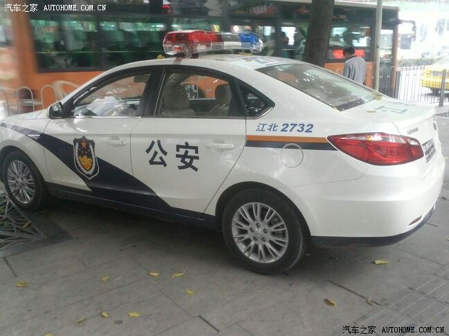 重庆的逸动警车