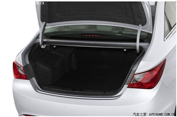 美版索8 后备箱