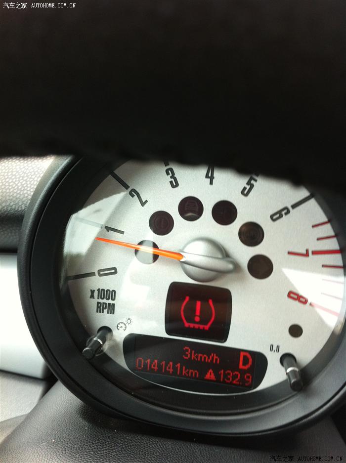 请教:mini one胎压报警的提示如何消除掉?