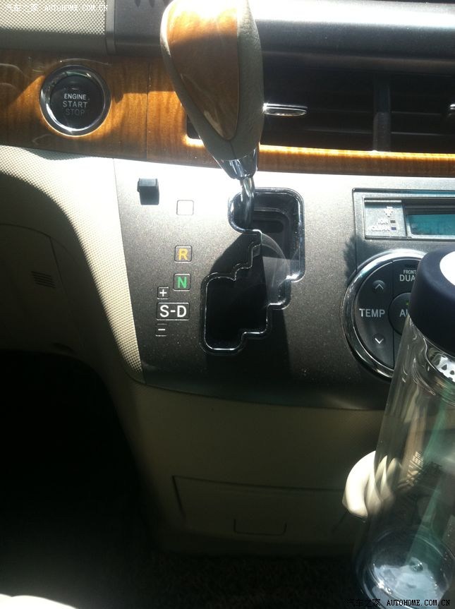 接新娘无聊中,来个丰田兄弟大霸王作业