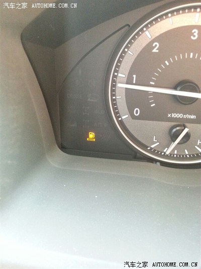 柴油d4d这个灯亮怎么消除