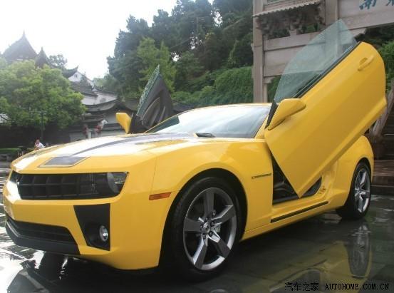 黑色 黄色 科迈罗 剪刀门 登场