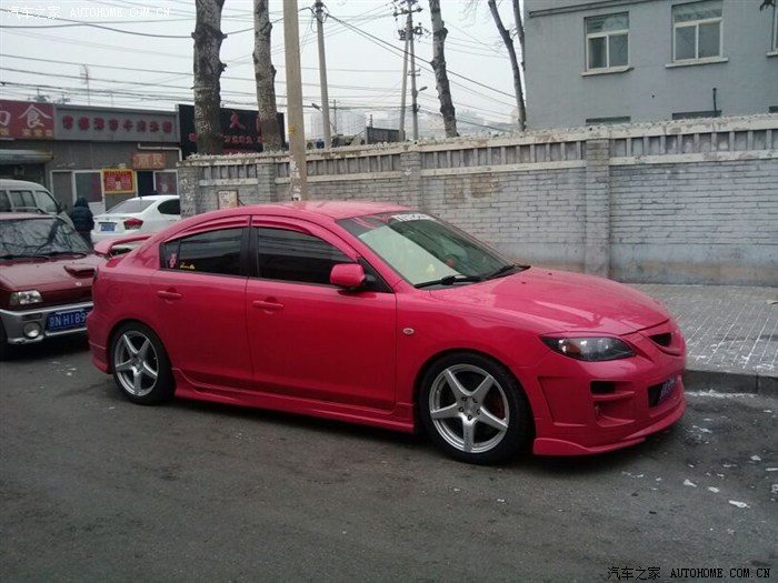 我现在也是黑车黑轮毂,咱俩轮毂一样了