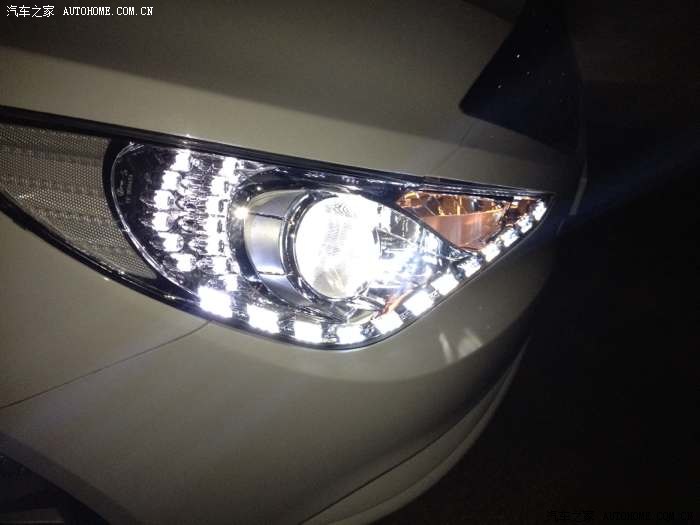 奥迪a6l前灯清洗键收拾