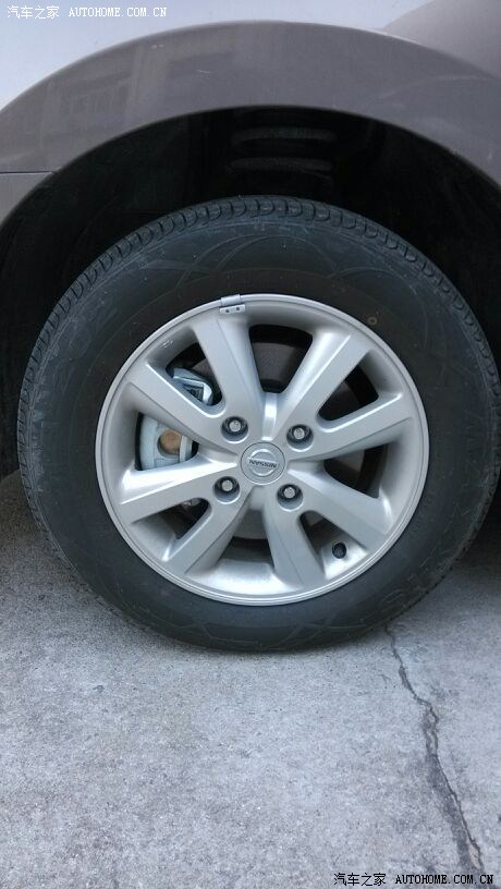 经典款轩逸轮毂问题标题要长