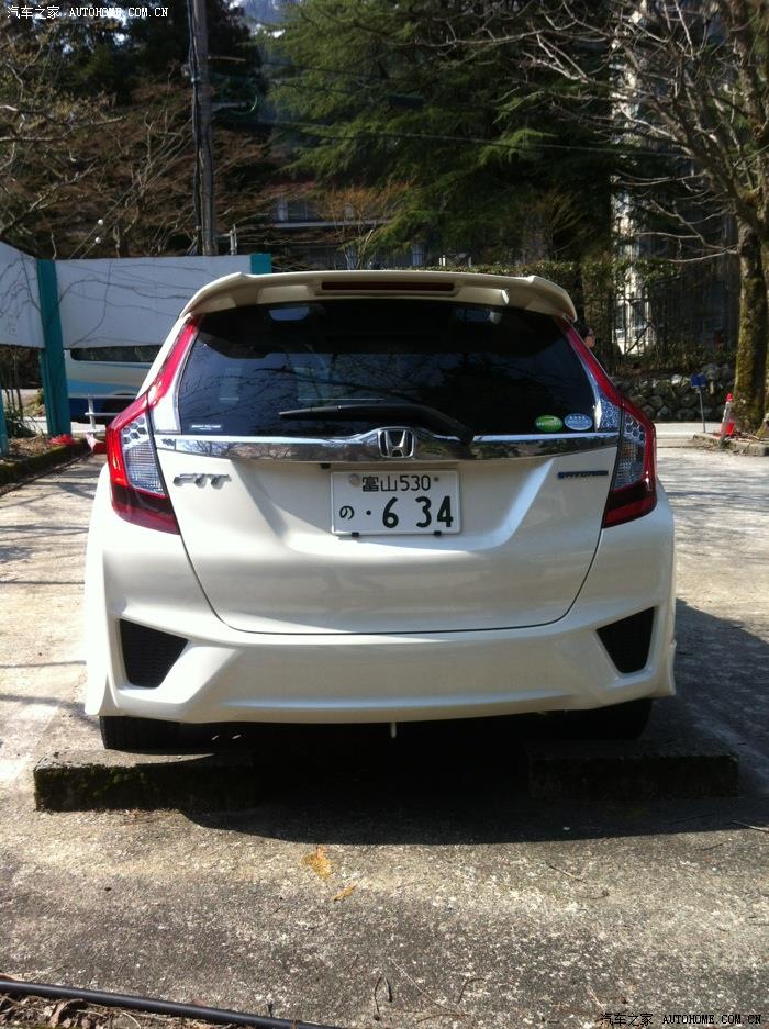 日版新飞度!轮毂酷!大灯有透镜!