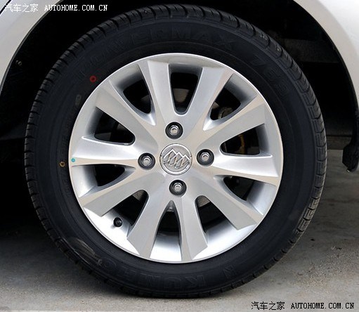 收个08年凯越轮毂.有没有出售的?看图