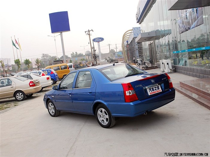 都说奇瑞生产的车丑今天终于看到一个更丑的车