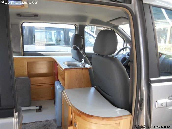 nv200车身内部改装实例