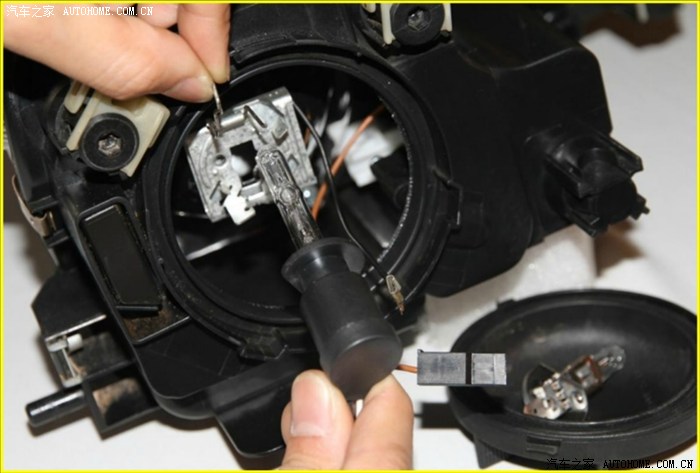 马自达6安装氙气灯步骤图片 作业