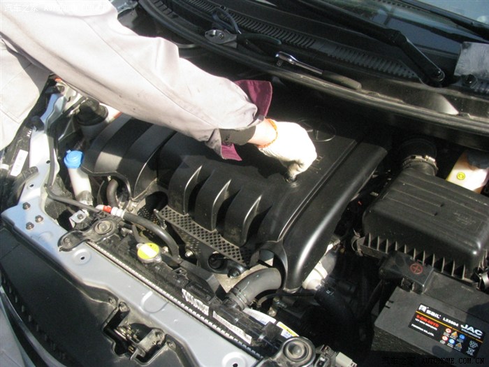 第一次看见自己车发动机长什么样子,哈哈 三菱4g93d