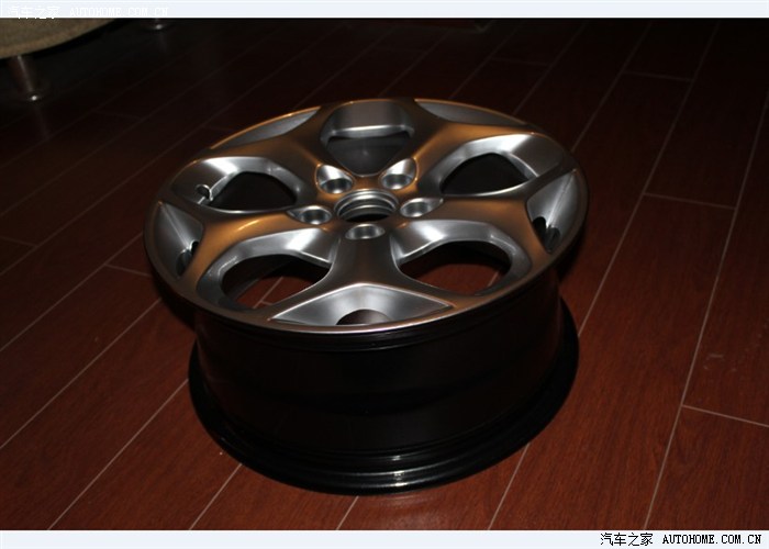 某宝入的米罗牌16寸雪花轮毂已装车更新图片