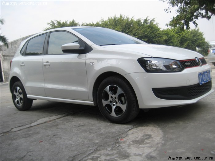 polo战斧14寸轮毂上阵