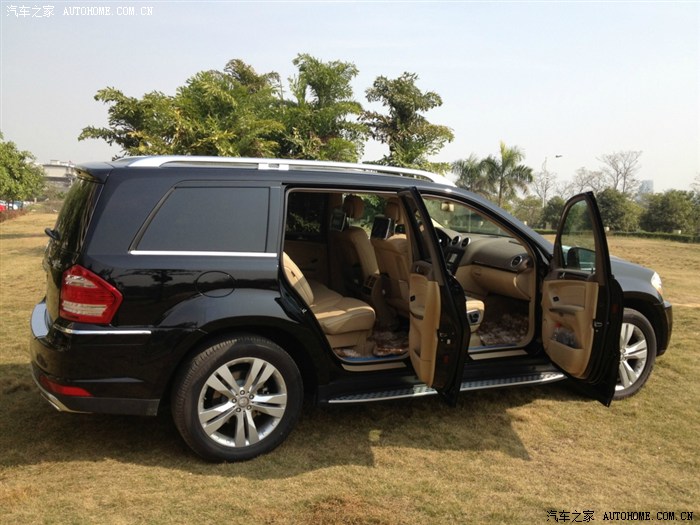 723 | 回复: 3 奔驰gl论坛 有谁尝试过把gl350前脸改成gl550的吗?