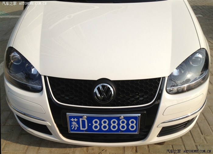 白腾快一年了特此留念