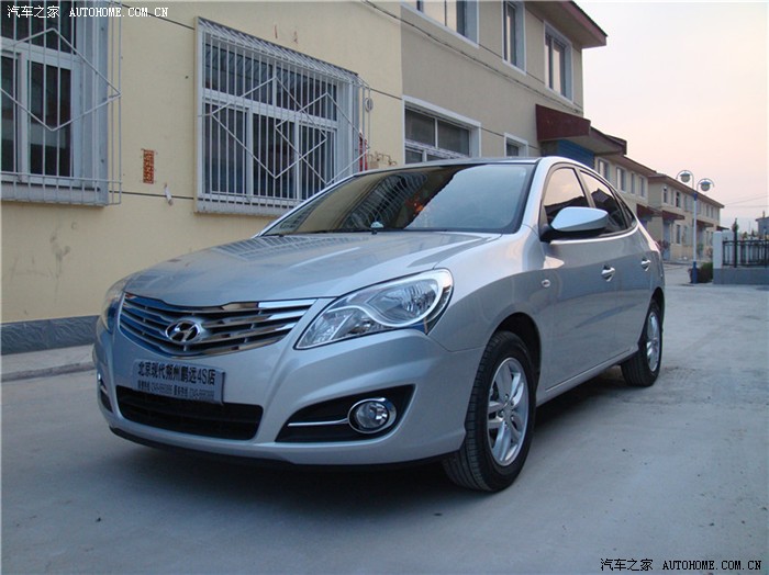 我的2011款悦动银色低配版作业