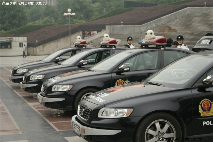 重庆警车警花鱼版牛版快来精