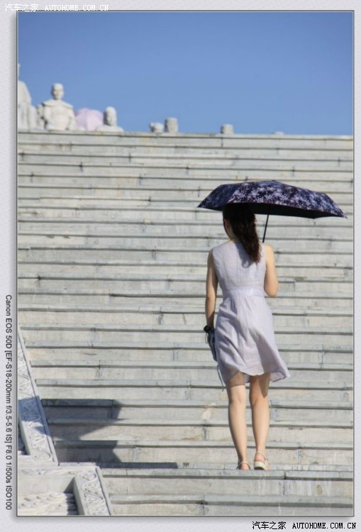 女人,最美是背影.