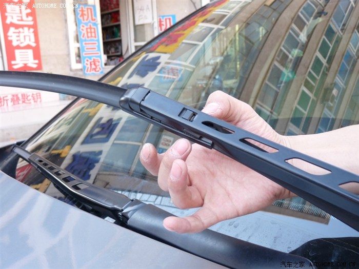 雨刷器的安装图!给新手mm们的教程!