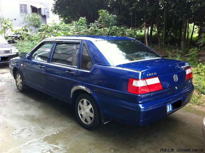 给大家瞧瞧我的小蓝,蓝色的3000,100楼放出女友照了!