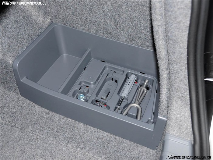 谁动了我的工具箱?宝马3系工具箱里面的工具数量为啥不一样?