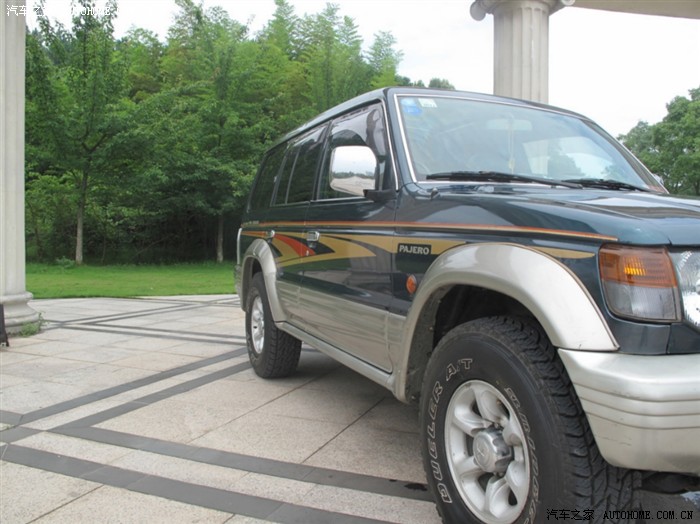 出售内外原版原漆进口帕杰罗v33七座超大天窗