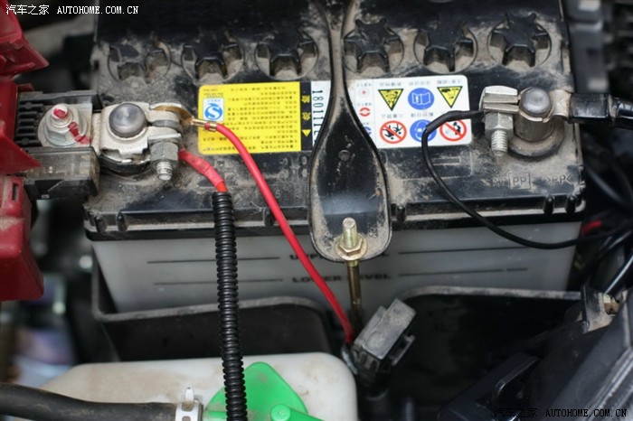 电瓶的正负极线束!