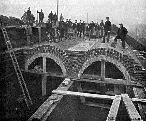 图说伦敦下水道百年历史