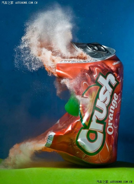 当子弹击碎物体的精彩瞬间